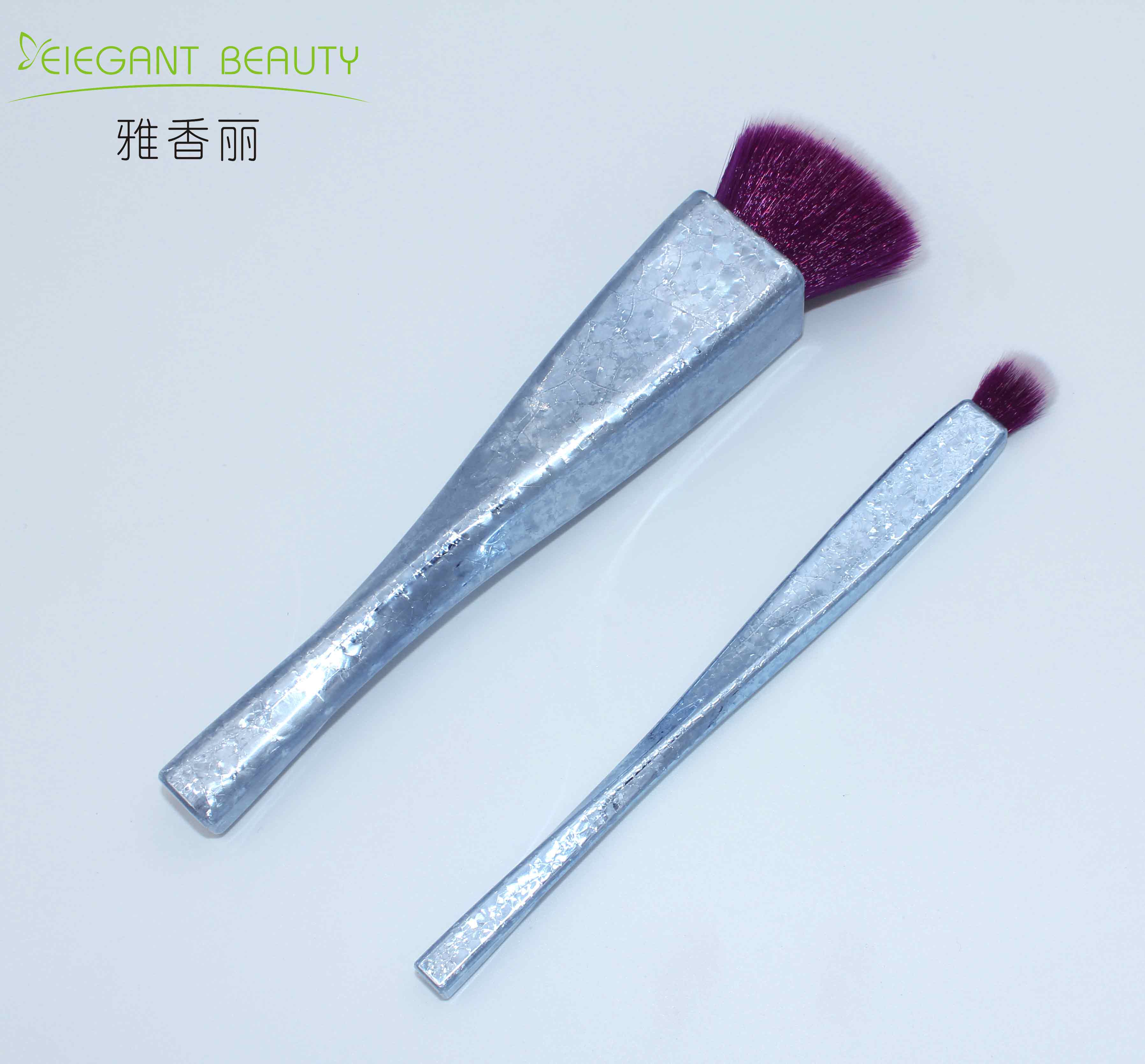 化妝刷套裝：不僅僅是工具，更是藝術(shù)的載體