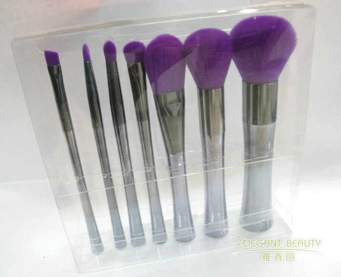 化妝刷套裝中的“隱藏高手”：這些小眾刷型你用過嗎？